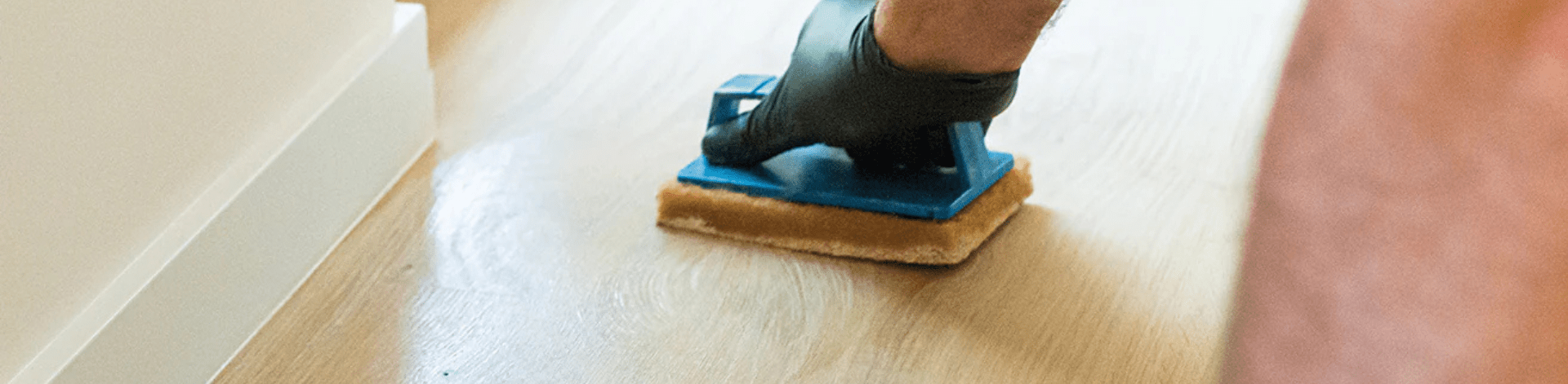 What Do I Apply Oil Plus 2C With? Is There a Difference in Tools? 